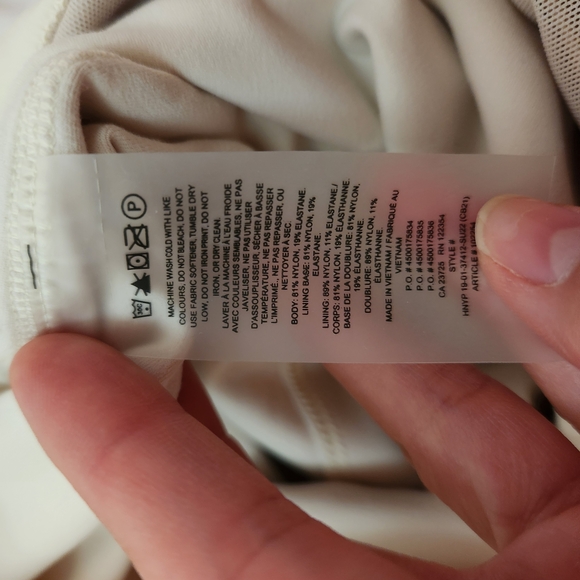 Aritzia Cream Sports Bra - Picture 5 of 7